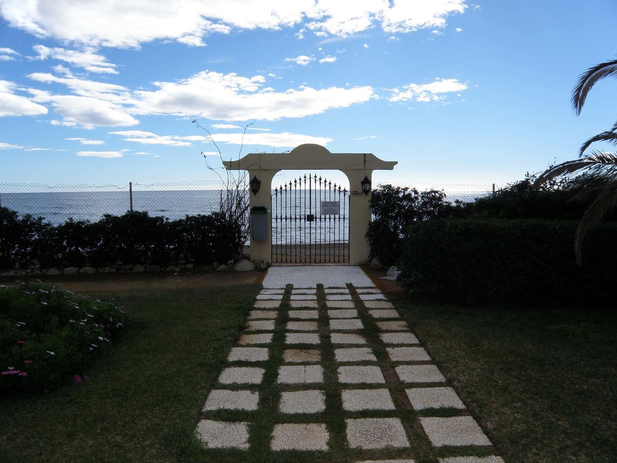 Apartamento En La Playa Apartment Mijas Costa Bagian luar foto