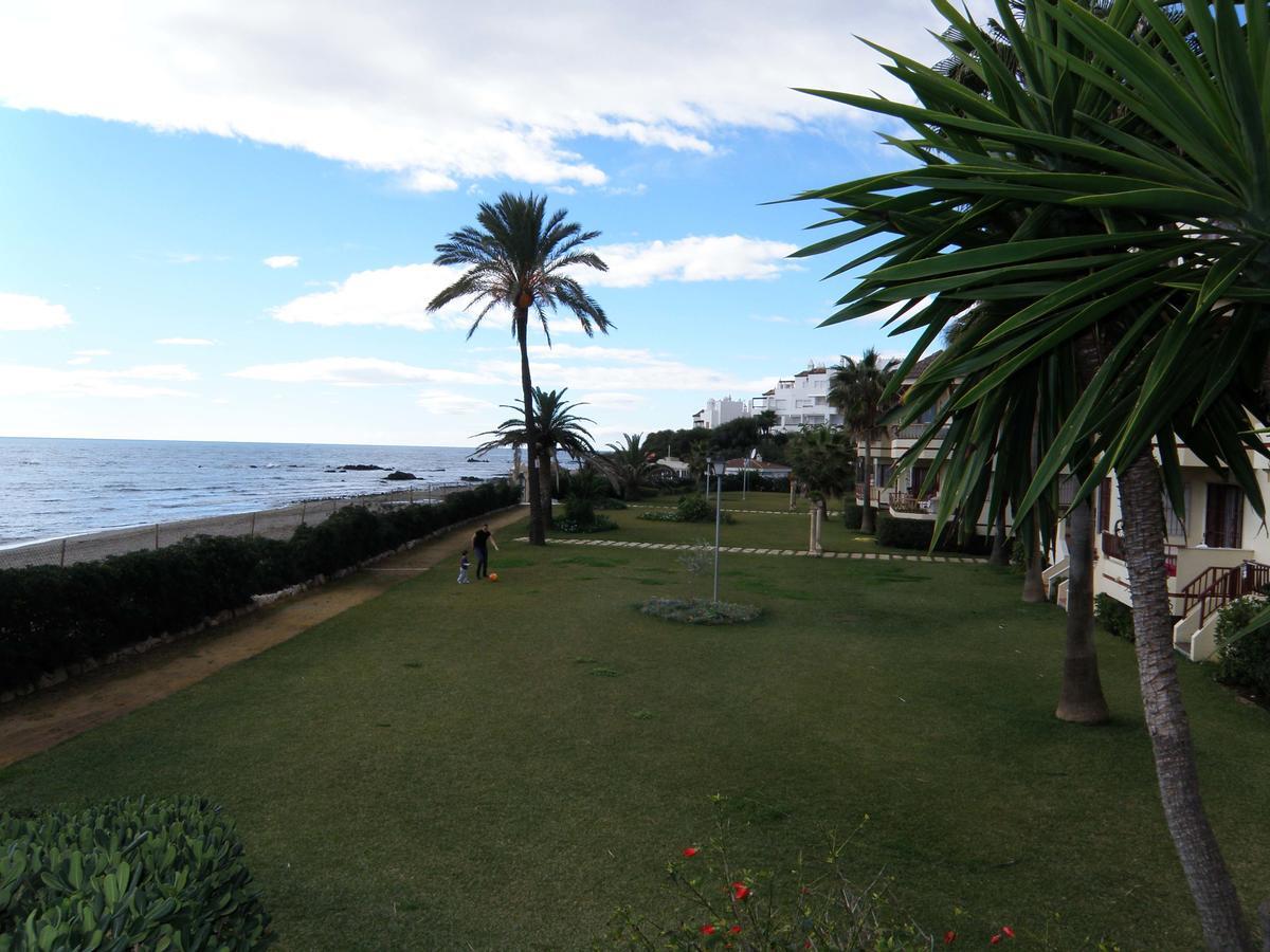 Apartamento En La Playa Apartment Mijas Costa Bagian luar foto