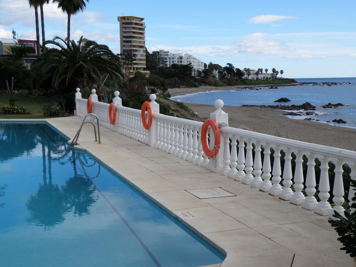 Apartamento En La Playa Apartment Mijas Costa Bagian luar foto